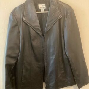 East 5th Women's Sleek Black Leather Jacket